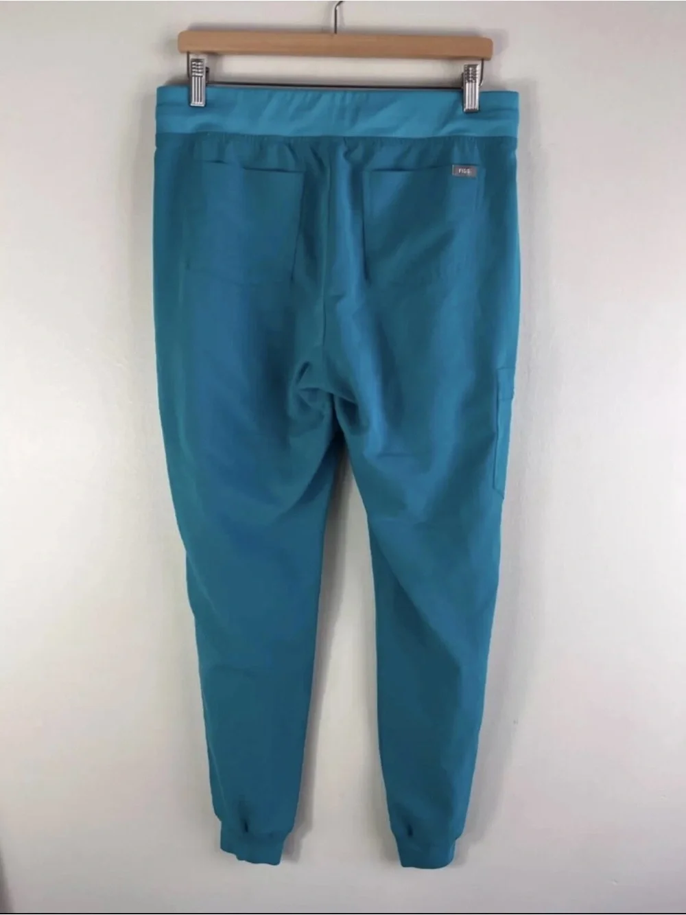 Figs Turquoise Scrub Jogger Pants Size Medium TALL